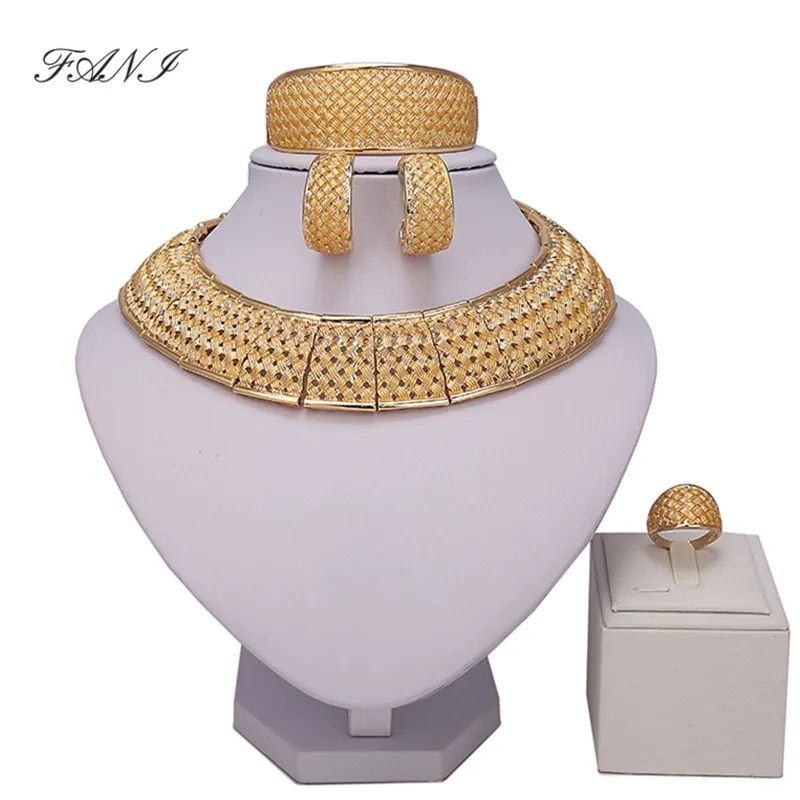 Fani Fashion African Jewelry Sets 2018 Women Wedding Dubai Gold-color Crystal Jewelry Set Wholesale customer Bridal Accessories
Fani Fashion African Jewelry Sets 2018 Women Wedding Dubai Gold-color Crystal Jewelry Set Wholesale customer Bridal Accessories