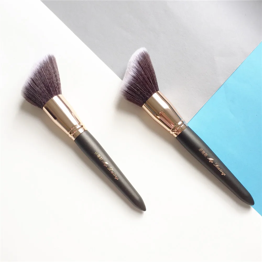 MyDestiny Powder Contour Brush 016 - All-in-One Full coverage sculpting and shaping brush - Beauty Makeup Blender Tool
MyDestiny Powder Contour Brush 016 - All-in-One Full coverage sculpting and shaping brush - Beauty Makeup Blender Tool