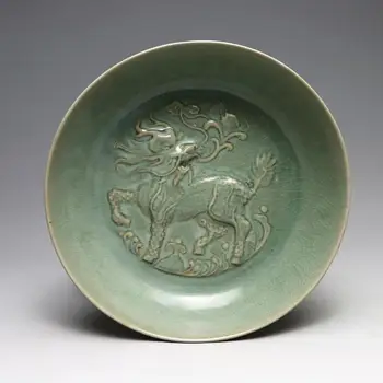 Rare Song Dynasty(961--1275)LongQuan Kiln porcelain bowl,Kirin, best collection & adornment
Rare Song Dynasty(961--1275)LongQuan Kiln porcelain bowl,Kirin, best collection & adornment