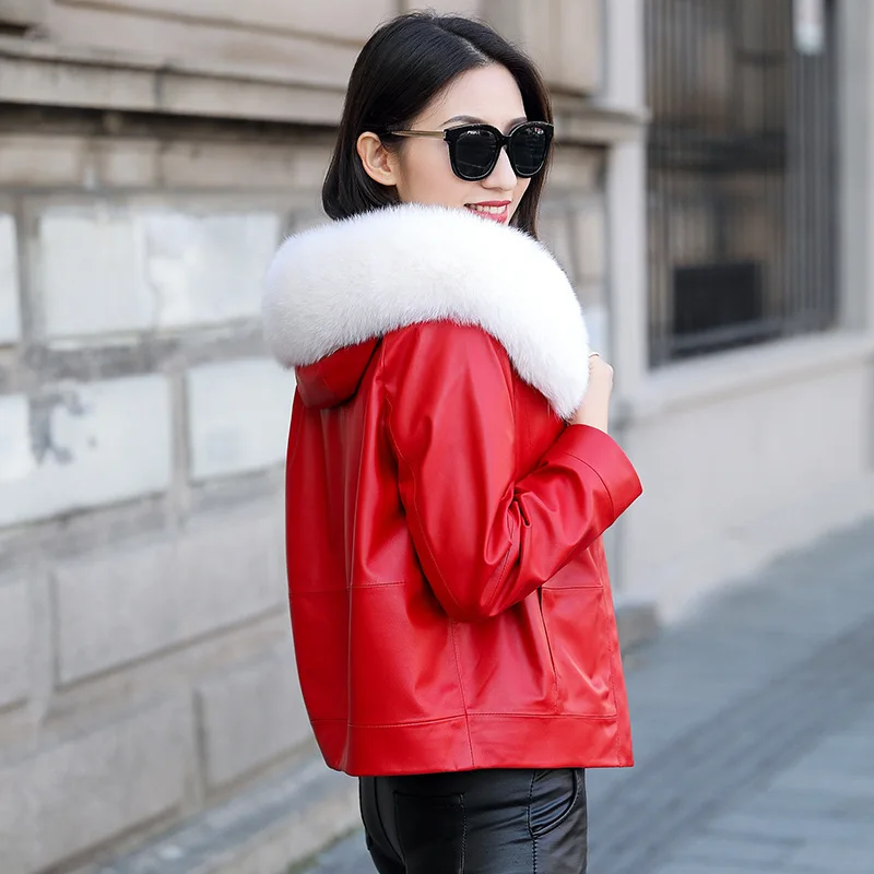 Genuine Leather Jacket Winter Jacket Women Fox Fur Collar Sheepskin Coat Down Jackets for Womens Clothing Abrigo Mujer 1803YY784
Genuine Leather Jacket Winter Jacket Women Fox Fur Collar Sheepskin Coat Down Jackets for Womens Clothing Abrigo Mujer 1803YY784