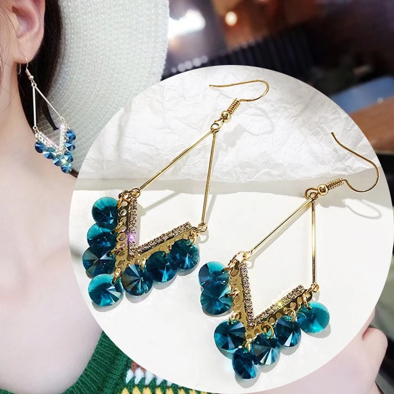2019 Women's Earrings Vintage Crystal Earrings Cute Long Dangle Geometric Earrings For Women Accessories Fashion Jewelry Gift
2019 Women's Earrings Vintage Crystal Earrings Cute Long Dangle Geometric Earrings For Women Accessories Fashion Jewelry Gift