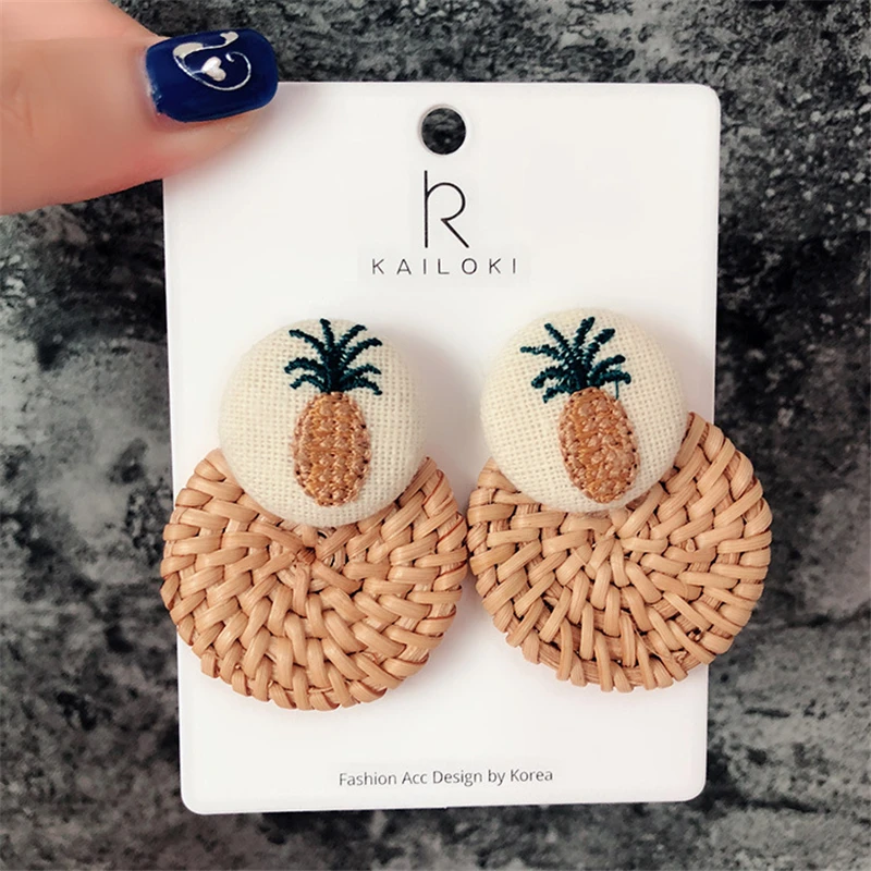 Handmade pineapple Drop Earrings For Women Wooden Straw Weave Rattan Earrings Big Round ball Wedding Trendy Dangle Jewelry
Handmade pineapple Drop Earrings For Women Wooden Straw Weave Rattan Earrings Big Round ball Wedding Trendy Dangle Jewelry