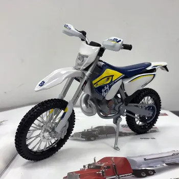 MAISTO 1/12 Scale Italy Husqvarna FE 501 Motorbike Diecast Metal Motorcycle Model Toy For Gift/Collection/Kids
MAISTO 1/12 Scale Italy Husqvarna FE 501 Motorbike Diecast Metal Motorcycle Model Toy For Gift/Collection/Kids