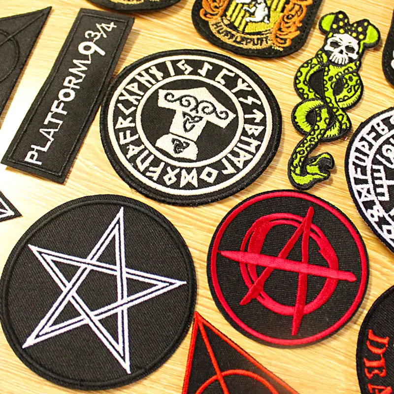 DIY Hook Loop Patch Metal Bands Punk Patches Embroidery Patches For Clothing Iron On Patches For Clothes DIY Harry Patch Badge
DIY Hook Loop Patch Metal Bands Punk Patches Embroidery Patches For Clothing Iron On Patches For Clothes DIY Harry Patch Badge