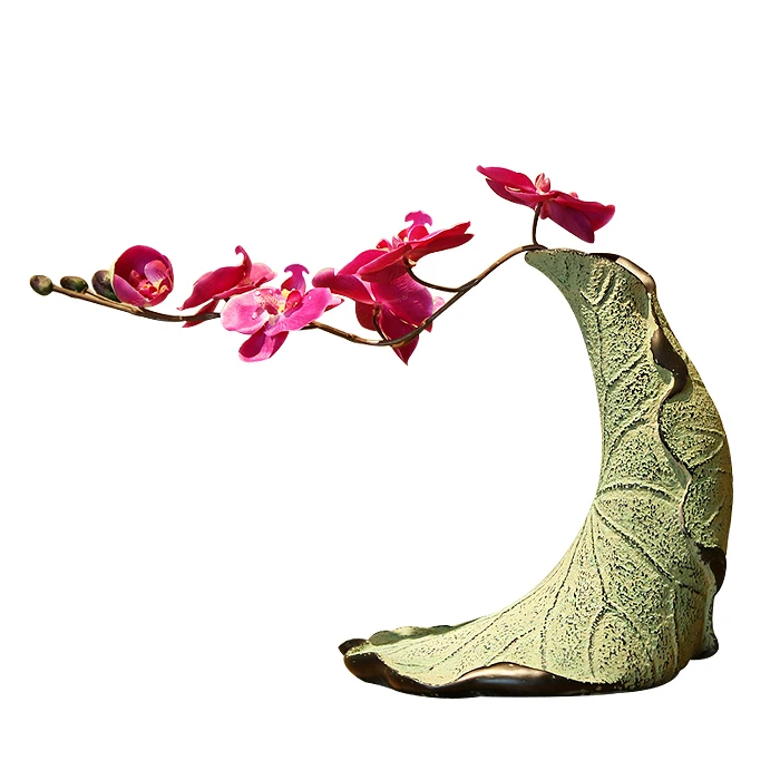Vintage home decor Flowers inserted Living room bedroom Decoration Decoration Art personality small vase Home decoration
Vintage home decor Flowers inserted Living room bedroom Decoration Decoration Art personality small vase Home decoration