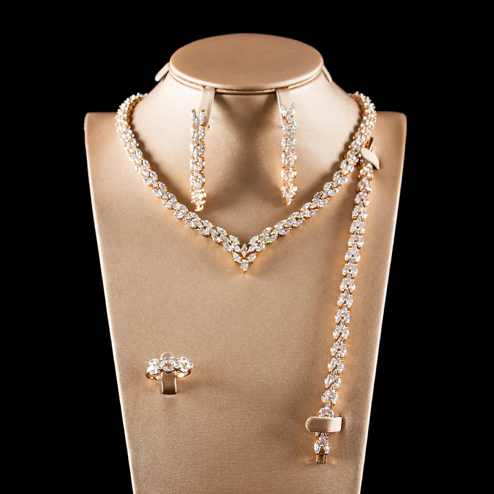2018 Sparkling Full Zircon Necklace Earrings Bracelet Ring Women Gold Silver Color Jewelry Sets
2018 Sparkling Full Zircon Necklace Earrings Bracelet Ring Women Gold Silver Color Jewelry Sets