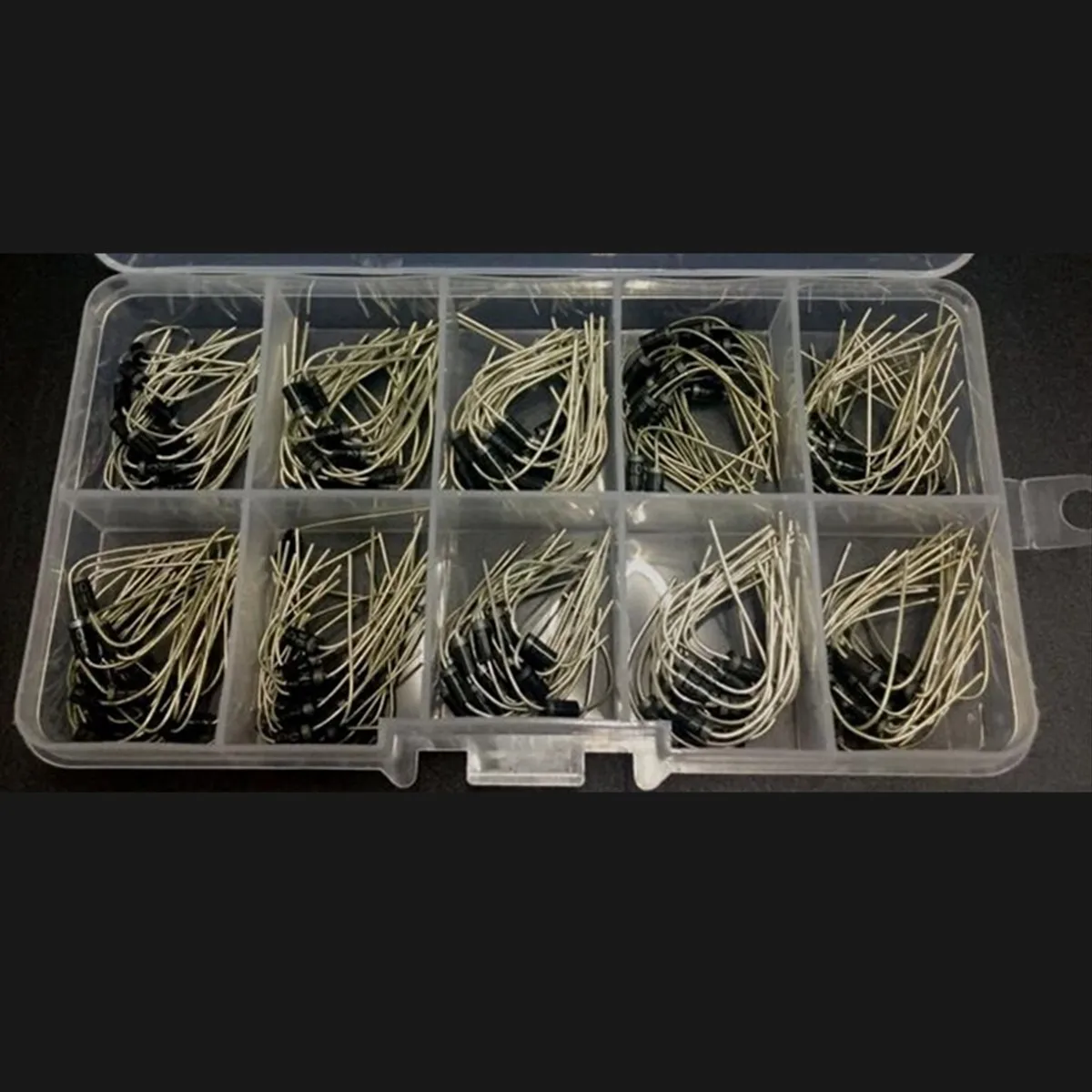 200Pcs Diode Assorted Kit Common Use 10 value 1N4001~1N4007 1N5817~1N5819 + Box Wholesale
200Pcs Diode Assorted Kit Common Use 10 value 1N4001~1N4007 1N5817~1N5819 + Box Wholesale