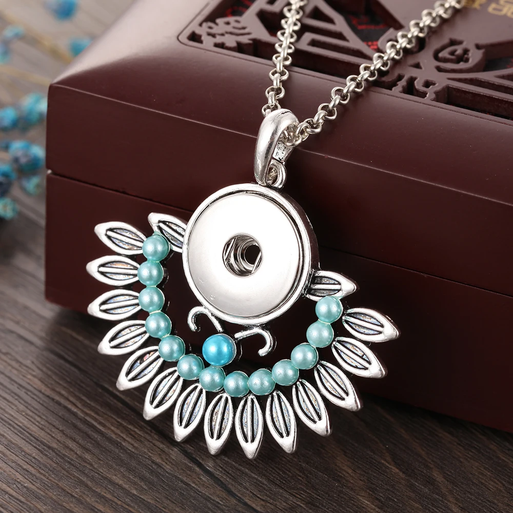 New Snap Jewelry Vintage Beaded Flower Snap Button Necklace for women fit 18mm Snap Buttons Statement Necklace Women Jewelry
New Snap Jewelry Vintage Beaded Flower Snap Button Necklace for women fit 18mm Snap Buttons Statement Necklace Women Jewelry