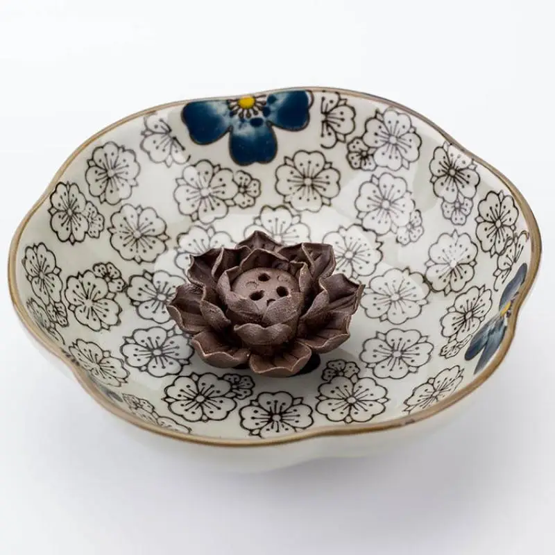 New Traditional Ceramic Lotus Inserted Incense Burner Classic Handmade Flower Shape Fashion Buddhist Incense Burner Home Decor
New Traditional Ceramic Lotus Inserted Incense Burner Classic Handmade Flower Shape Fashion Buddhist Incense Burner Home Decor