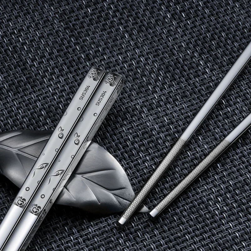 Stainless Steel Anti-rolling Luxury Laser Engraving Korean Hollow Chopsticks Fortune Chopstick Food Sticks Tableware
Stainless Steel Anti-rolling Luxury Laser Engraving Korean Hollow Chopsticks Fortune Chopstick Food Sticks Tableware