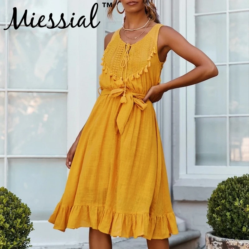Miessial Yellow elegant ruffle lace up dresses Women sexy sleeveless tassel party dress for Female winter club casual midi dress
Miessial Yellow elegant ruffle lace up dresses Women sexy sleeveless tassel party dress for Female winter club casual midi dress