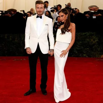 New Design Fashion Handsome Male mens Suits Shawl Lapel One Button ivory Groomsman Tuxedos men suit set 2020 ( jacket+Pant+tie)
New Design Fashion Handsome Male mens Suits Shawl Lapel One Button ivory Groomsman Tuxedos men suit set 2020 ( jacket+Pant+tie)