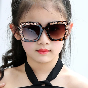 Kids Sunglasses Fashion Brand Designer Sun Glasses Boys&Girls Baby Suitable For Children Aged 5-12 Gradient F201
Kids Sunglasses Fashion Brand Designer Sun Glasses Boys&Girls Baby Suitable For Children Aged 5-12 Gradient F201