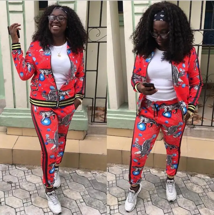 2018 autumn and winter new style, European and American fashion style, sexy super hot digital printing, two-piece set
2018 autumn and winter new style, European and American fashion style, sexy super hot digital printing, two-piece set