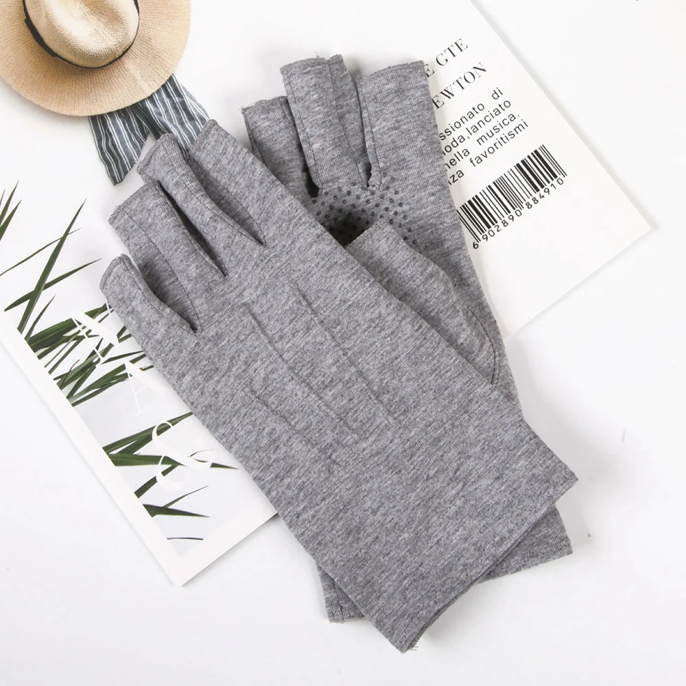 Летние перчатки унисекс полупальцевые солнцезащитные для мужчин и женщин тонкие