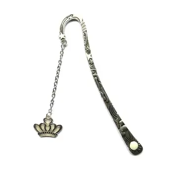 Luminous Sun and Moon Stars Bookmark Vintage Crown Illuminated Metal Fluorescent Leaves Exquisite Texture Beautiful Hairpin
Luminous Sun and Moon Stars Bookmark Vintage Crown Illuminated Metal Fluorescent Leaves Exquisite Texture Beautiful Hairpin