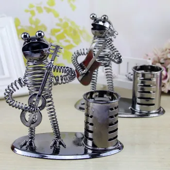 Classic Retro Metal Frog Pen Holder Figurines Creativity Metal Frog Diamante Wedding Gift Handwork Miniature Craft Decoration
Classic Retro Metal Frog Pen Holder Figurines Creativity Metal Frog Diamante Wedding Gift Handwork Miniature Craft Decoration