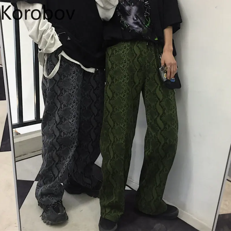 Korobov Harajuku Snake Print Loose Casual Hip Hop Trousers Women Korean High Waist Cargo Pants Summer Women Pants Femme 77910
Korobov Harajuku Snake Print Loose Casual Hip Hop Trousers Women Korean High Waist Cargo Pants Summer Women Pants Femme 77910