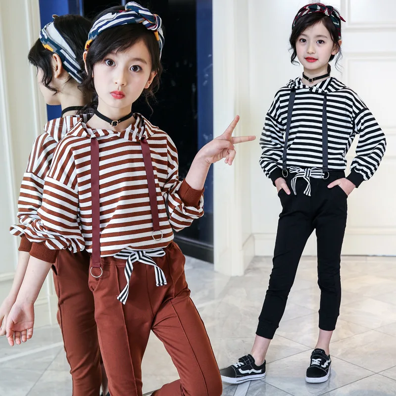 Kids Clothes 2019 new Long sleeve Children's suit Hooded Striped Children Clothing 3-12 years baby coat+ pants Baby Girl Clothes
Kids Clothes 2019 new Long sleeve Children's suit Hooded Striped Children Clothing 3-12 years baby coat+ pants Baby Girl Clothes