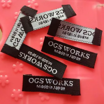 1000PCS , 1 * 3.5 cm Custom name End fold black cloth "Made in Japan" woven label dress/bag/shirt
1000PCS , 1 * 3.5 cm Custom name End fold black cloth "Made in Japan" woven label dress/bag/shirt