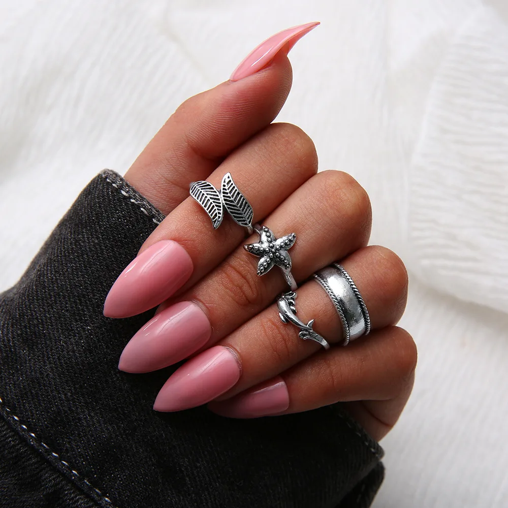 4Pcs/Set Retro Silver Simple Leaf Star Dolphin Spray Set Rings Party Knuckle Rings Bohemian Jewelry for Women Gifts
4Pcs/Set Retro Silver Simple Leaf Star Dolphin Spray Set Rings Party Knuckle Rings Bohemian Jewelry for Women Gifts