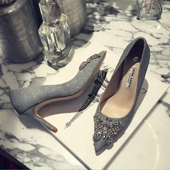 New Wedding Party Designer For Bride Bling Bling Sequined Leather High Heels Shoes Woman Rhinestone Butterfly Pointed Toe Pumps
New Wedding Party Designer For Bride Bling Bling Sequined Leather High Heels Shoes Woman Rhinestone Butterfly Pointed Toe Pumps