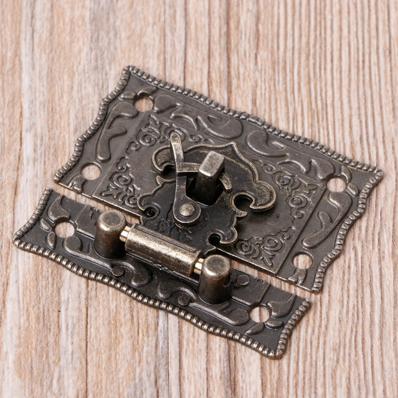 55mmx47mm Vintage Style Latch Wooden Box Hasp Pad Chest Lock Bronze Tone Antique WF4458037
55mmx47mm Vintage Style Latch Wooden Box Hasp Pad Chest Lock Bronze Tone Antique WF4458037