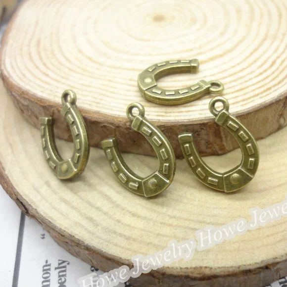 80 pcs Vintage Charms Saddle Pendant Antique bronze Fit Bracelets Necklace DIY Metal Jewelry Making
80 pcs Vintage Charms Saddle Pendant Antique bronze Fit Bracelets Necklace DIY Metal Jewelry Making