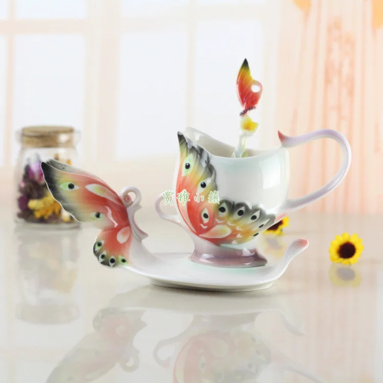 Colorful Butterfly Coffee Mug Set Porcelain Tea Milk Cup Creative Bone China Caneca Colored Enamel Copo
Colorful Butterfly Coffee Mug Set Porcelain Tea Milk Cup Creative Bone China Caneca Colored Enamel Copo