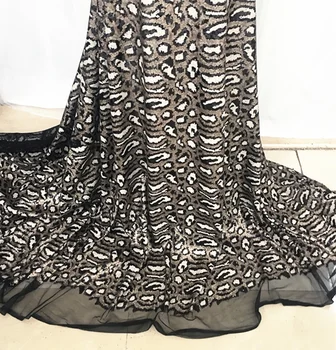 Glace 1Y/Lot mesh lace 2colours leopard sequin mesh fabric embroidered dress costume performance clothing sequin cloth TX779
Glace 1Y/Lot mesh lace 2colours leopard sequin mesh fabric embroidered dress costume performance clothing sequin cloth TX779