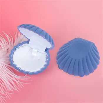 DoreenBeads Fashion Velvet Jewelry Gift Boxes Shell Blue Color Wedding Rings Container Carrying Cases 59mm x 52mm(2") , 1 Piece
DoreenBeads Fashion Velvet Jewelry Gift Boxes Shell Blue Color Wedding Rings Container Carrying Cases 59mm x 52mm(2") , 1 Piece