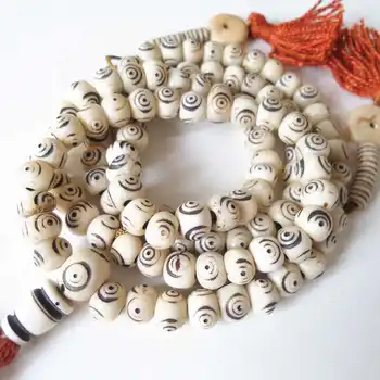 BRO818 Tibetan 108 Prayer Beads Mala Yak Bone Hand Carved Three Eye Dzi Rosary Beige
BRO818 Tibetan 108 Prayer Beads Mala Yak Bone Hand Carved Three Eye Dzi Rosary Beige