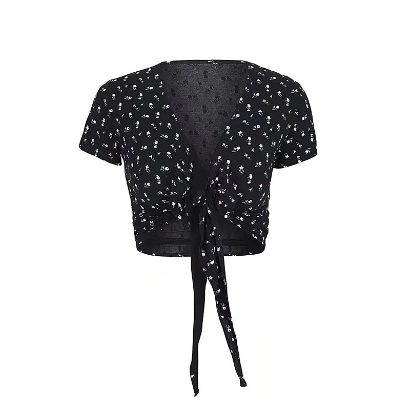Women Sexy V-neck top tees short sleeves Tops t-shirts cotton Black white Crop Top Hem lace-up slim short T shirt female
Women Sexy V-neck top tees short sleeves Tops t-shirts cotton Black white Crop Top Hem lace-up slim short T shirt female