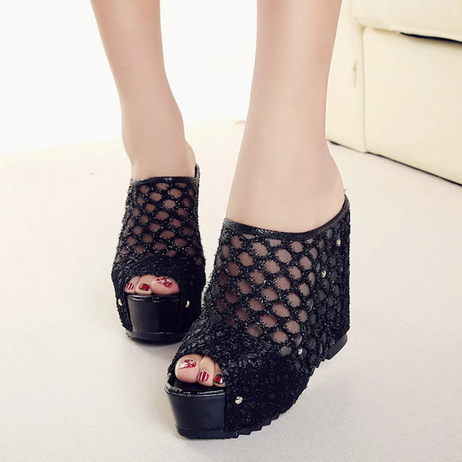 Summer New Thick-soled High-heeled Women's Slides Breathable Wedge with Waterproof Platform Fish Mouth Slippers Women's Shoes
Summer New Thick-soled High-heeled Women's Slides Breathable Wedge with Waterproof Platform Fish Mouth Slippers Women's Shoes