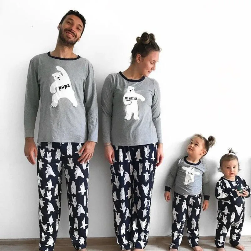 2019 Clothes Children's Pajamas Romper Baby Set Family Look Kids Pajamas Polar Bear Full Family Clothes
2019 Clothes Children's Pajamas Romper Baby Set Family Look Kids Pajamas Polar Bear Full Family Clothes