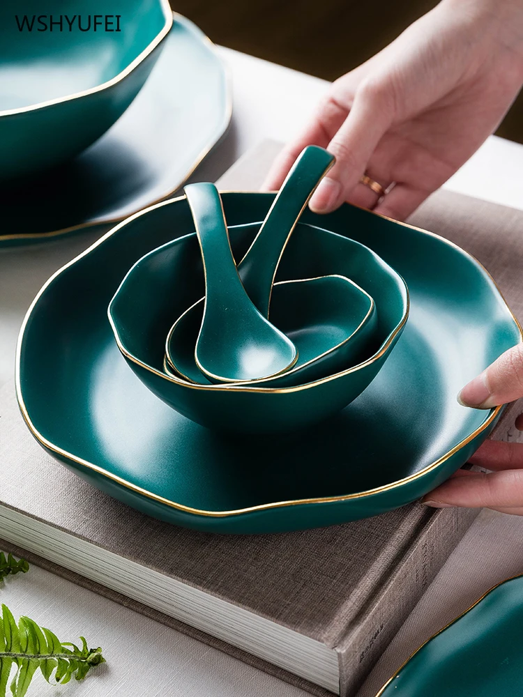 Direct Green Lotus Series Phnom Penh Ceramic Bowl Creative Retro Home Kitchen Storage Green Lace Western Steak Dessert Plate
Direct Green Lotus Series Phnom Penh Ceramic Bowl Creative Retro Home Kitchen Storage Green Lace Western Steak Dessert Plate