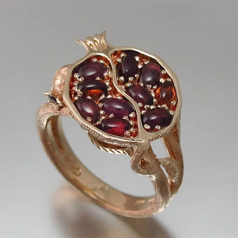 Vintage Ethnic Wedding Rings for Women Inlaid Red Garnet Stone Engagement Ring Pomegranate Boho Rings Fashion Jewelry Anillos
Vintage Ethnic Wedding Rings for Women Inlaid Red Garnet Stone Engagement Ring Pomegranate Boho Rings Fashion Jewelry Anillos