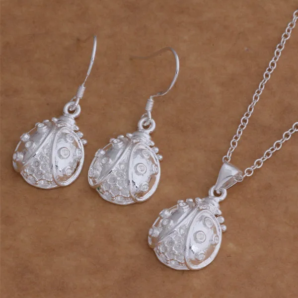 AS009 Hot 925 sterling silver Jewelry Sets Earring 044 + Necklace 028 /bddajuka abdaiska
AS009 Hot 925 sterling silver Jewelry Sets Earring 044 + Necklace 028 /bddajuka abdaiska
