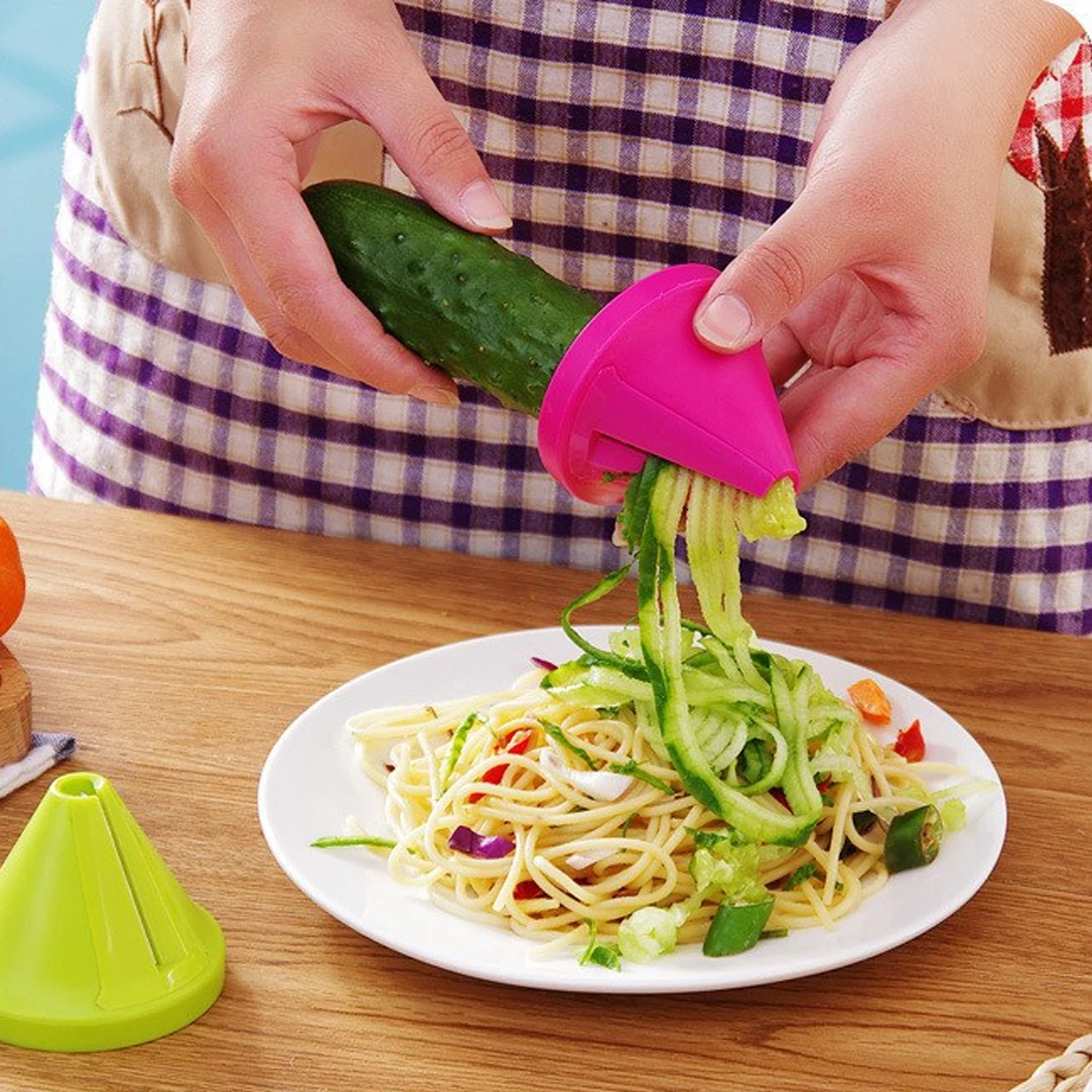 Good Sale Gadget Funnel Model Vegetable Shred Device Spiral Slicer Carrot Radish Cutter Kitchen Tool
Good Sale Gadget Funnel Model Vegetable Shred Device Spiral Slicer Carrot Radish Cutter Kitchen Tool