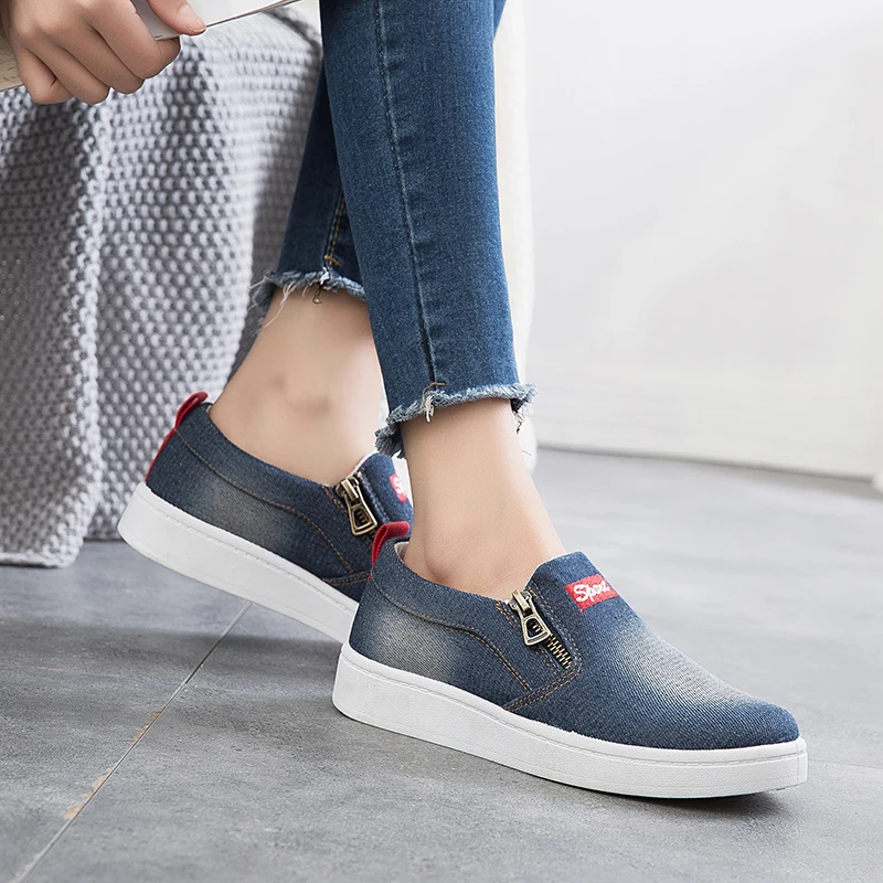 Casual Women Canvas Shoes Summer Sneakers Ladies Breathable Skateboard Vulcanized Shoes Womn zapatos de mujer Plus Size 35-44
Casual Women Canvas Shoes Summer Sneakers Ladies Breathable Skateboard Vulcanized Shoes Womn zapatos de mujer Plus Size 35-44