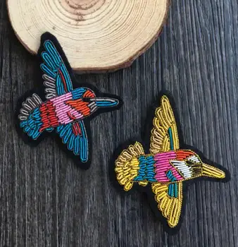 Bird Magpies Silk Patch Brooch India Silk Wire Handmade Embroidered Badge Fabric Patch Fashion Clothing Decoration
Bird Magpies Silk Patch Brooch India Silk Wire Handmade Embroidered Badge Fabric Patch Fashion Clothing Decoration