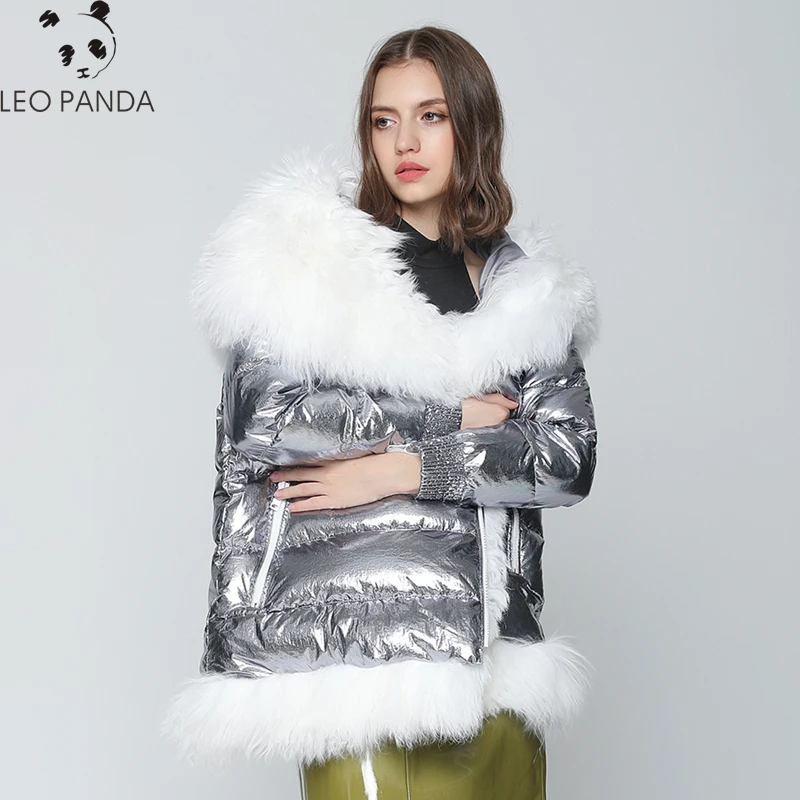2019 New Winter Fashion Loose Large Natural Real Lamb Fur Hooded Cuff Thick Warm Coats Jackets Ladies Waterproof Silver Outwear
2019 New Winter Fashion Loose Large Natural Real Lamb Fur Hooded Cuff Thick Warm Coats Jackets Ladies Waterproof Silver Outwear