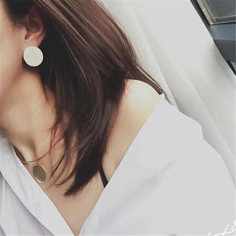 the United States jewelry cross-border hot style simple geometric large circular smooth circle stud earrings earrings
the United States jewelry cross-border hot style simple geometric large circular smooth circle stud earrings earrings