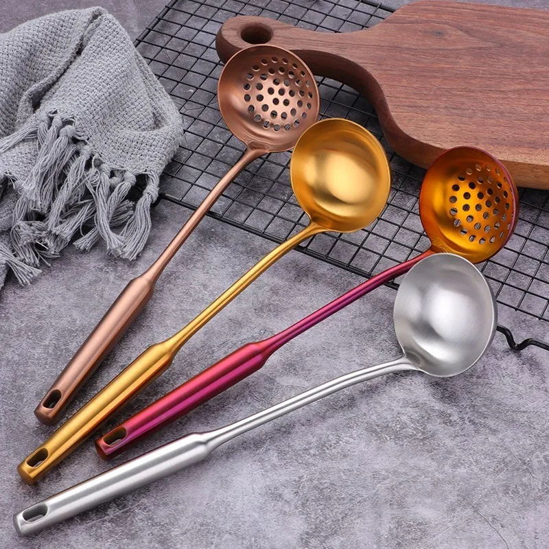 Stainless Steel Golden Colander Soup Spoon With Hook High Quality Heat Insulation long handle Leak Soup Spoon 1pc Kitchen Tools
Stainless Steel Golden Colander Soup Spoon With Hook High Quality Heat Insulation long handle Leak Soup Spoon 1pc Kitchen Tools