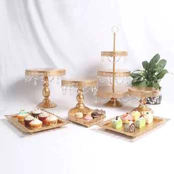 Gold White Wedding Dessert Tray Cupcake Pan cake display table decoration Party Supply 7PCS / Set crystal candy bar Cake Stand
Gold White Wedding Dessert Tray Cupcake Pan cake display table decoration Party Supply 7PCS / Set crystal candy bar Cake Stand