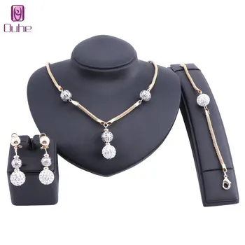 Dubai Full Rhinestone Jewelry Set Gold Color Women crystal Earrings Necklace Bracelet Sets For Women Wedding Party Gift
Dubai Full Rhinestone Jewelry Set Gold Color Women crystal Earrings Necklace Bracelet Sets For Women Wedding Party Gift