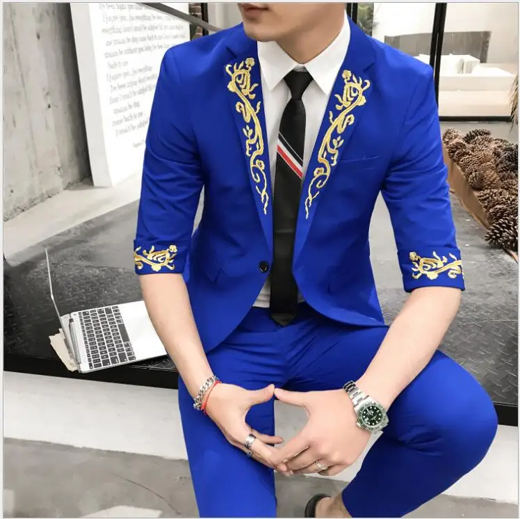 Men's casual blazers suit 2019 new Korean men's slim cropped sleeves small suit Individualized embroidered suit jacket
Men's casual blazers suit 2019 new Korean men's slim cropped sleeves small suit Individualized embroidered suit jacket