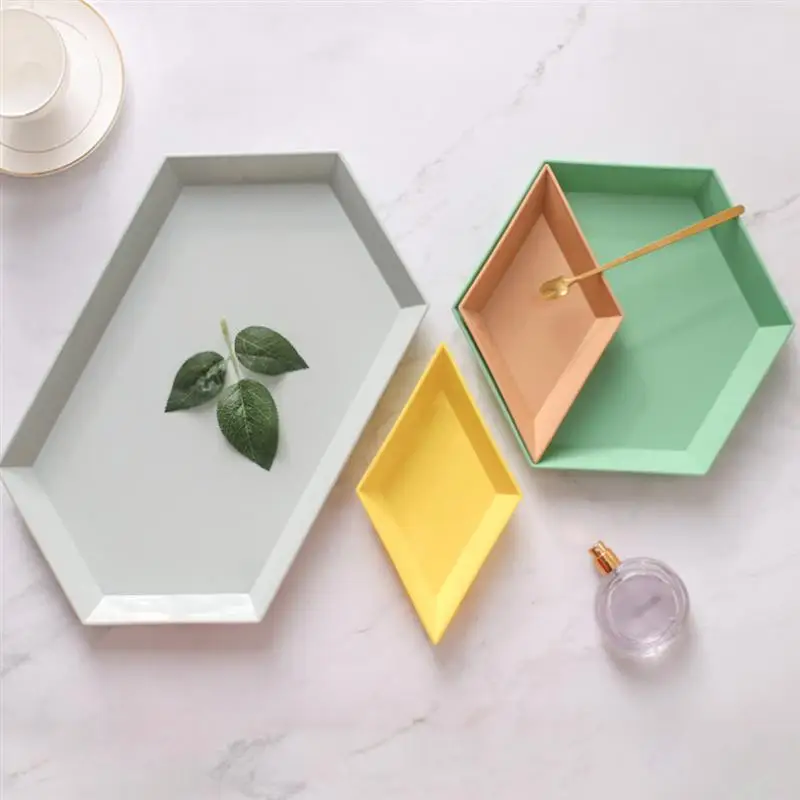 Snack Plate Nordic Style 4 Section Plastic Polygon Plates Serving Tray for Snack Breakfast Dessert Bread Fast Food Tea
Snack Plate Nordic Style 4 Section Plastic Polygon Plates Serving Tray for Snack Breakfast Dessert Bread Fast Food Tea