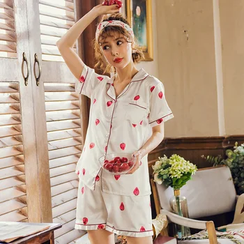 summer women's tops+shorts 2 pieces silk pajamas sets satin silk lingerie homewear sleepwear pyjamas set pijamas for woman
summer women's tops+shorts 2 pieces silk pajamas sets satin silk lingerie homewear sleepwear pyjamas set pijamas for woman