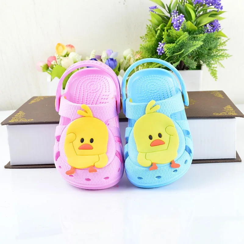 2019Summer Children Cartoons Little of the duck Cave Shoes Boys And girls Slippers sandals two wear Antiskid Slippers Beach
2019Summer Children Cartoons Little of the duck Cave Shoes Boys And girls Slippers sandals two wear Antiskid Slippers Beach